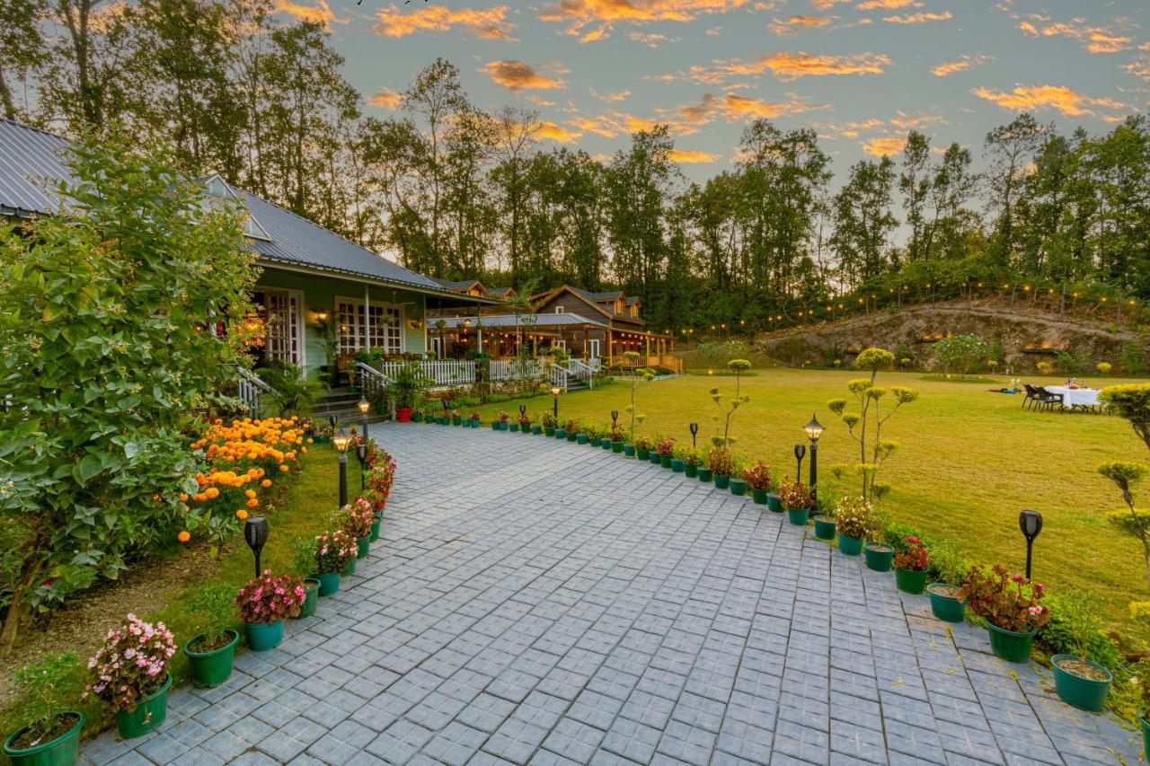 Saffronstays The Woods - Sal Villa Dehradun Esterno foto